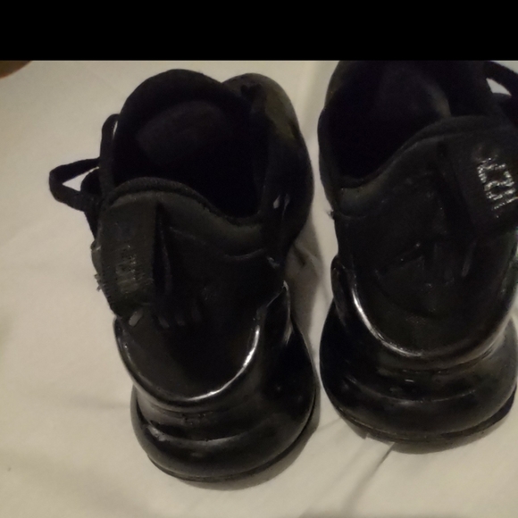 Nike Air Max 270 Tripple Black - Picture 2 of 2